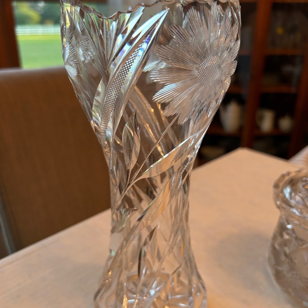 Elegant Crystal Vase